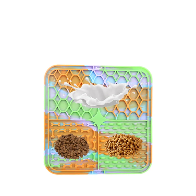 Lick Silicone Mat for Dogs Pet Slow Food Plate Dog Bathing Distraction Silicone Dog Sucker Food Training Dog Feeder Supplies