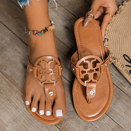 Ladies Slippers Summer Fashion Decorative Round Toe Hollow Out Outer Wear Flat Slippers Soft Bottom Seaside Beach Flip-flops