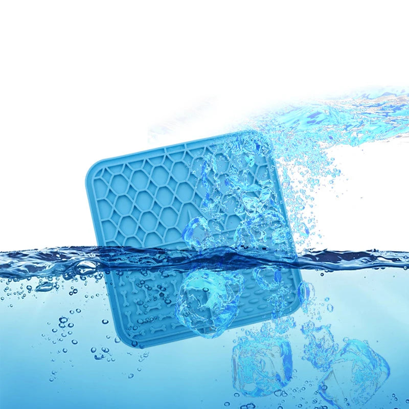 Lick Silicone Mat for Dogs Pet Slow Food Plate Dog Bathing Distraction Silicone Dog Sucker Food Training Dog Feeder Supplies