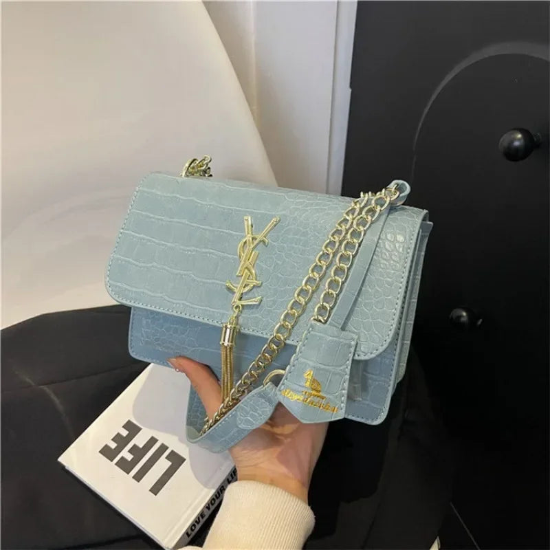 Classic Chain Small Square Bag for Women's New High Quality and Western Style Versatile Flip Top Single Shoulder Crossbody Bag