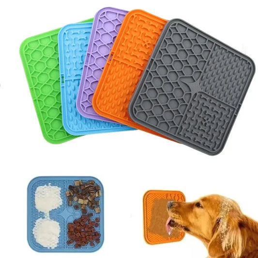 Lick Silicone Mat for Dogs Pet Slow Food Plate Dog Bathing Distraction Silicone Dog Sucker Food Training Dog Feeder Supplies