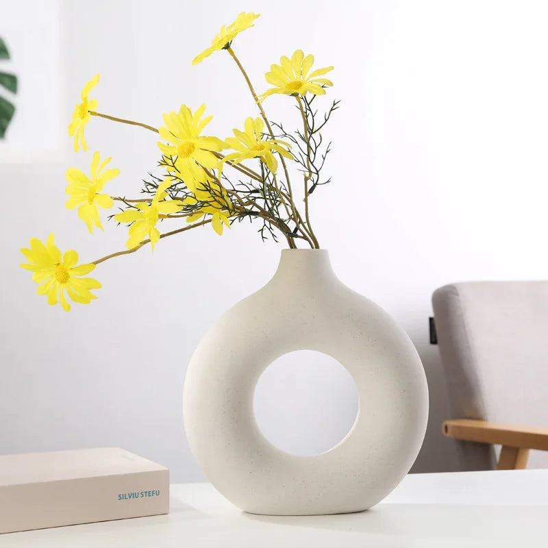 Nordic Vase Circular Hollow Ceramic Donuts Flowerpot